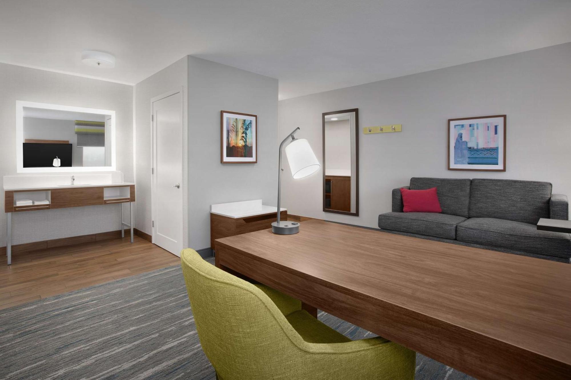 Hampton Inn Yorkville Exterior photo
